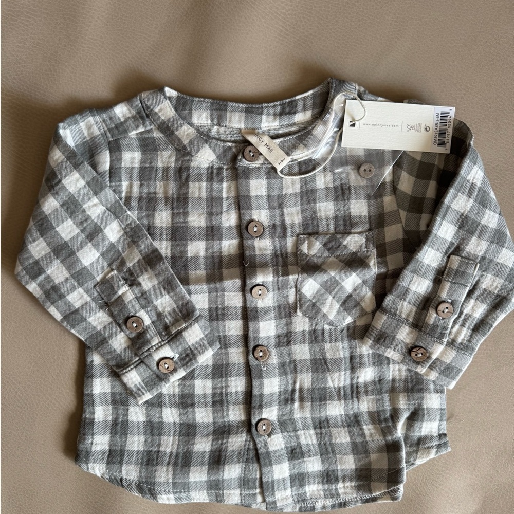 Quincy Mae Plaid Button-Down Shirt in Gray and White